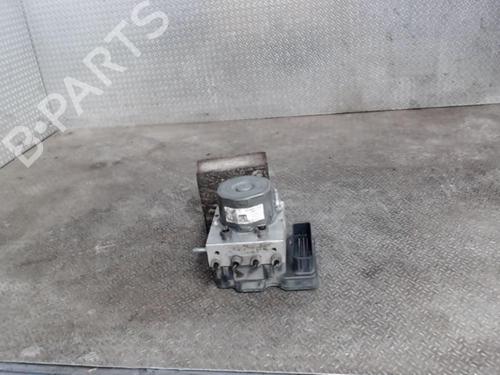 Used ABS pump ABS pump CITROËN C4 Grand Picasso II (DA_, DE_) 1.6 HDi / BlueHDi 115 (115 hp) 30484049 30484049