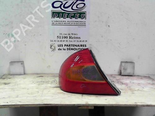 Used Left taillight FORD MONDEO II (BAP) 1.8 i (115 hp) 24065368