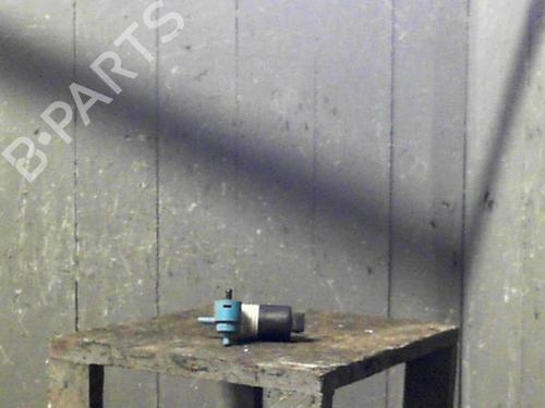 Used Washer pump Washer pump VW GOLF III Variant (1H5) 1.9 TD (75 hp) 24063992 24063992