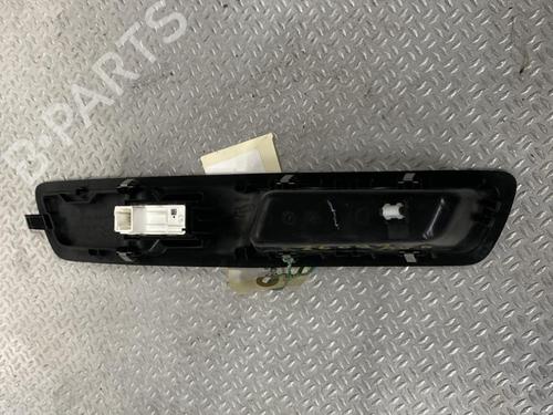 kombi-kontakt-stilkkontakt-citroen-jumpy-iii-van-v_-2016-24062399 main image