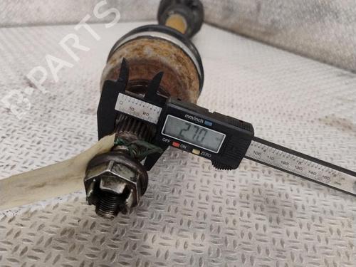 Used Left front driveshaft RENAULT SCÉNIC II (JM0/1_) [2003-2010]  26328553