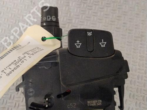 Used Steering column stalk RENAULT CLIO III (BR0/1, CR0/1) 1.5 dCi (C/BR0G, C/BR1G) (68 hp) 30047328