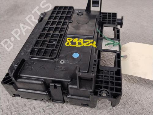 Used Fuse box Fuse box CITROËN C3 Picasso (SH_) 1.2 THP 110 (SHHNZ6) (110 hp) 33562013 33562013