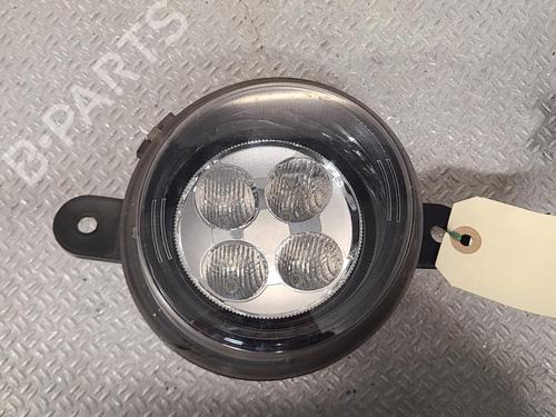 Left daytime light RENAULT TWINGO III (BCM_, BCA_) 1.0 SCe 70 | BP24576812C104 