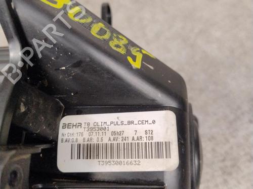 Used Heater blower motor Heater blower motor PEUGEOT 3008 I MPV (0U_) 2.0 HDi 150 / BlueHDi 150 (150 hp) 32740218 32740218