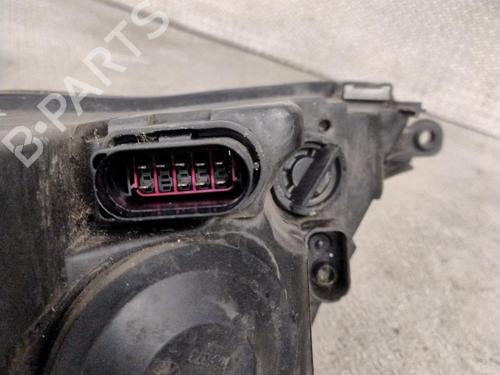 right-headlight-vw-golf-plus-v-5m1-521-2004-2005-2006-2007-2008-2009-2010-2011-2012-2013-32768172 main image