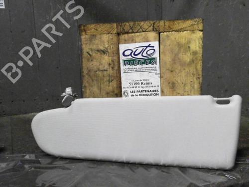 Used Right sun visor Right sun visor 24066597 24066597