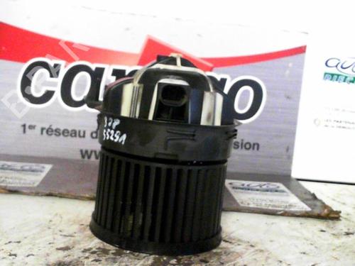 Used Heater blower motor PEUGEOT 308 I (4A_, 4C_) 1.6 HDi (109 hp) 24065080