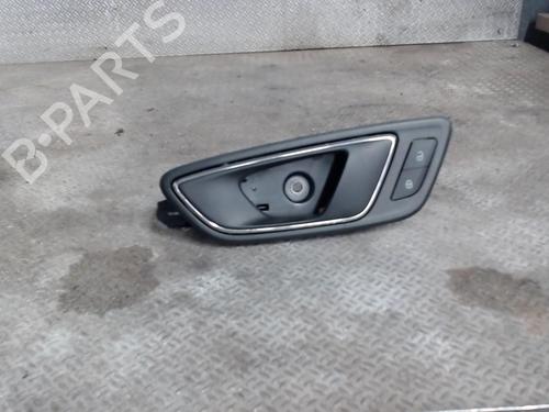 Used Front left interior door handle SEAT LEON (5F1) 1.6 TDI (105 hp) 24081554