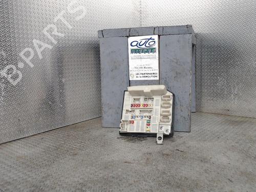 Used Fuse box RENAULT MEGANE II (BM0/1_, CM0/1_) 1.5 dCi (BM02, BM13, BM2A, CM02, CM13) (101 hp) 24080454
