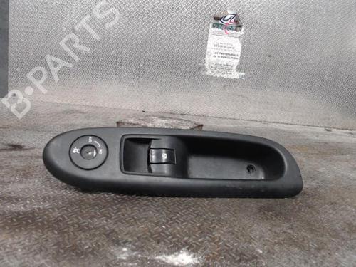 Used Switch Switch RENAULT CLIO II (BB_, CB_) 1.5 dCi (BB3N, CB3N) (84 hp) 24093235 24093235