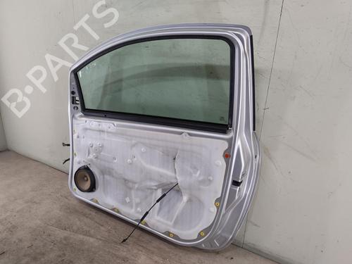 Used Right front door FORD KA (RU8) 1.2 (69 hp) 26877050