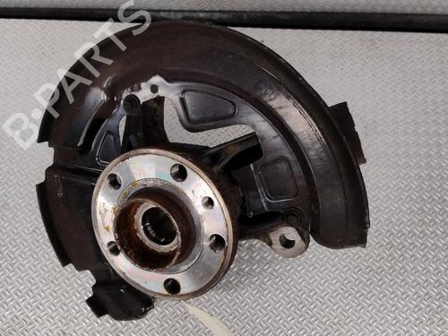 Used Right front steering knuckle Right front steering knuckle VOLVO V60 I (155) D4 (181 hp) 27245138 27245138