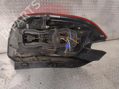 Used Right taillight RENAULT SCÉNIC II (JM0/1_) 1.5 dCi (JM1E, JM16) (106 hp) 25858468
