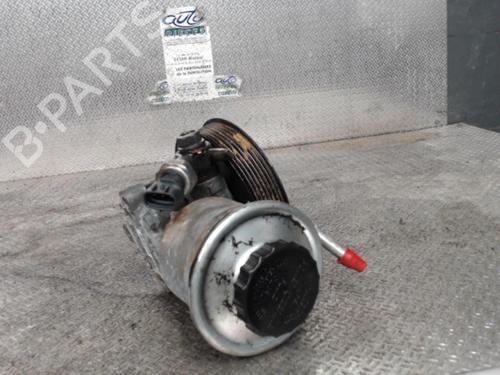Used Steering pump TOYOTA COROLLA Verso (ZER_, ZZE12_, R1_) 2.2 D-4D (AUR10_, AUR10R) (136 hp) 24085533
