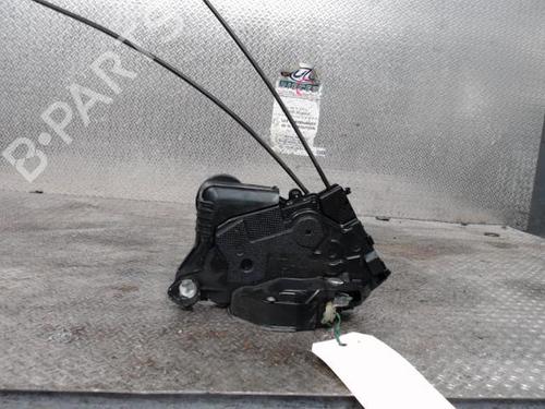 Used Front right lock TOYOTA YARIS (_P9_) 1.0 VVT-i (KSP90_, KSP90R) (69 hp) 24092847