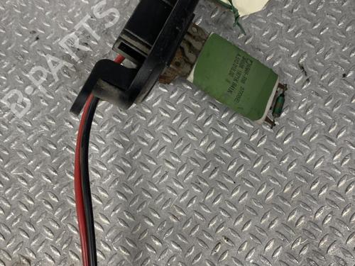 Heater resistor RENAULT KANGOO Express (FW0/1_) 1.5 dCi 85 (FW0K, FW0L, FW0B) | BP24070967M108 