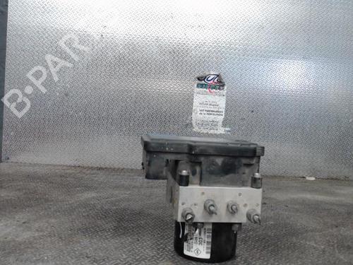 Used ABS pump RENAULT SCÉNIC III (JZ0/1_) 1.5 dCi (110 hp) 30484145