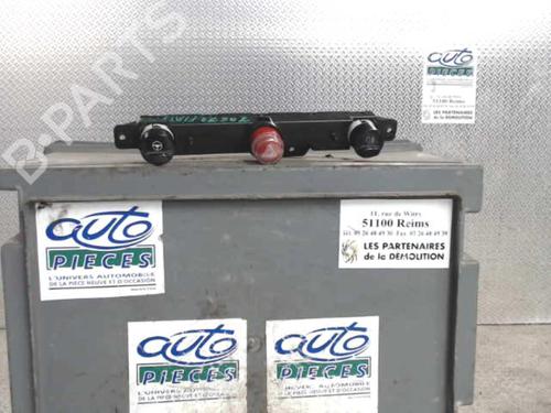 Used Warning switch FIAT 500 (312_) 1.2 (312AXA1A) (69 hp) 24073368