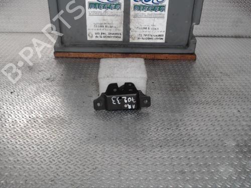 Used Tailgate handle CITROËN SAXO (S0, S1) 1.5 D (58 hp) 24072316