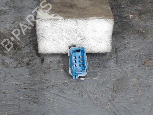 Used Switch Switch RENAULT MASTER III Bus (JV) 2.3 dCi 125 FWD (JV0C, JV0D, JV0H, JV0G, JV0J) (125 hp) 24070453 24070453