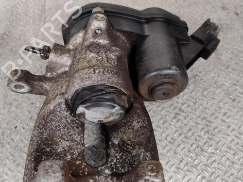 Used Right rear brake caliper Right rear brake caliper 37226130 37226130