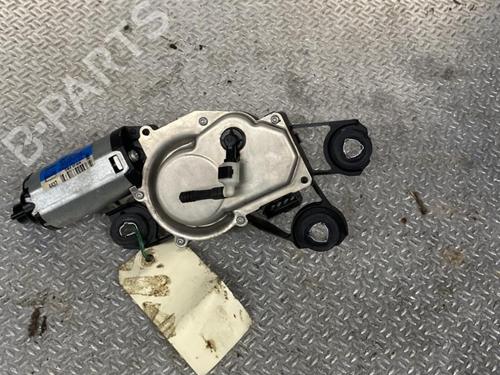 Used Rear wiper motor Rear wiper motor SEAT IBIZA III (6L1) 1.4 TDI (70 hp) 24101636 24101636