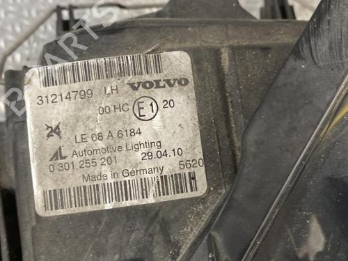Used Left headlight Left headlight VOLVO C30 (533) 1.6 D (109 hp) 28802612 28802612