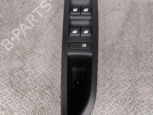 left-front-window-switch-renault-clio-iii-br01-cr01-2005-2006-2007-2008-2009-2010-2011-2012-2013-2014-36543655 main image