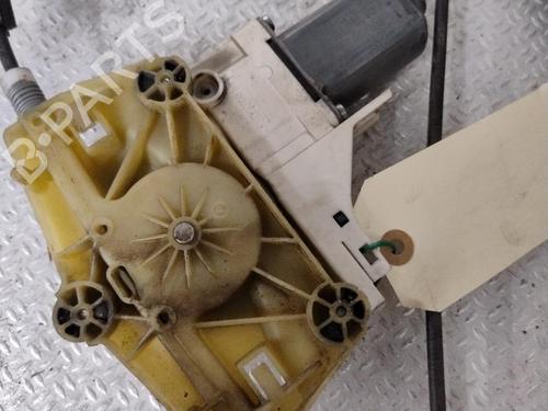 Used Front left window mechanism Front left window mechanism AUDI A6 C6 Avant (4F5) 2.0 TDI (170 hp) 26877071 26877071