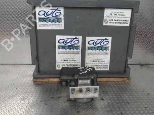 Used ABS pump RENAULT CLIO III (BR0/1, CR0/1) 1.4 16V (98 hp) 30483368