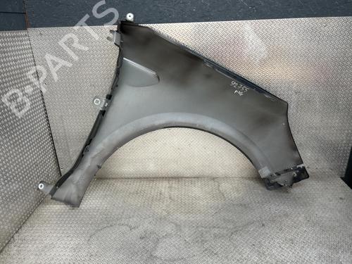 left-front-fenders-renault-clio-v-b7_-2019-38787182 main image