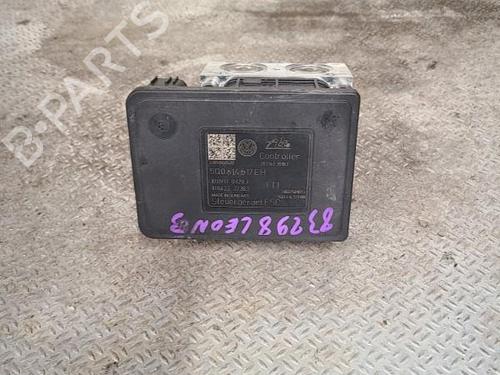 ABS Bremseaggregat SEAT LEON (5F1) 1.5 TSI (150 hp) 30484436