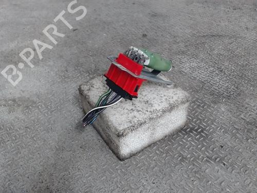 Used Heater resistor Heater resistor VW PASSAT B5.5 (3B3) 1.9 TDI (101 hp) 24081536 24081536