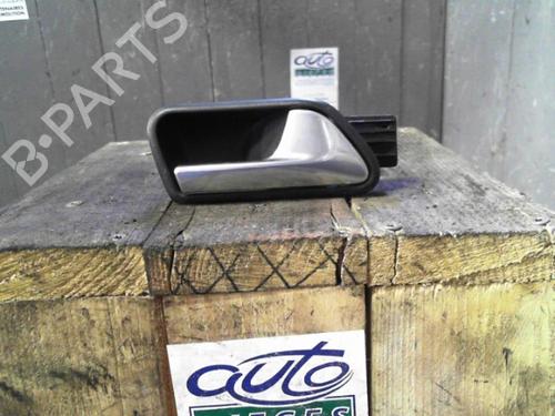 Used Front right interior door handle VW TOURAN (1T1, 1T2) 1.9 TDI (105 hp) 24066958
