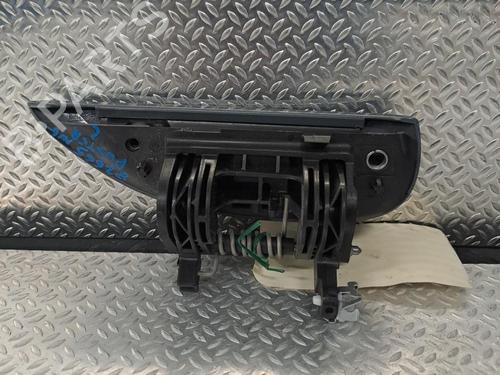 front-left-exterior-door-handle-toyota-yaris-_p9_-2005-2006-2007-2008-2009-2010-2011-2012-2013-2014-36463416 main image