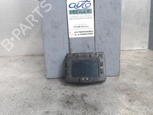 Used Display monitor OPEL ZAFIRA A MPV (T98) 2.0 DTI 16V (F75) (101 hp) 24073583