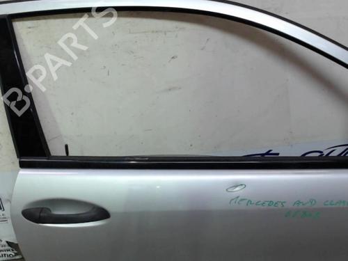 Used Right front door MERCEDES-BENZ C-CLASS Coupe (CL203) C 220 CDI (203.708) (150 hp) 24070509