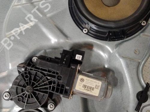 Rudehejsemekanisme Højre foran VW POLO IV (9N_, 9A_) 1.4 TDI (70 hp) 29757582