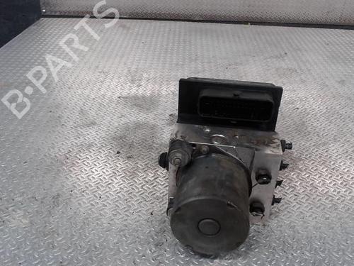 Used ABS pump AUDI A4 B7 (8EC) 1.9 TDI (116 hp) 30484410