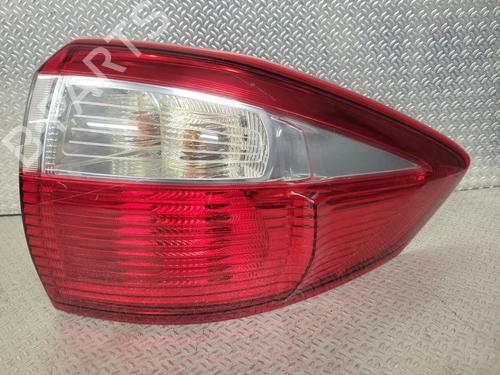 right-taillight-ford-c-max-ii-dxacb7-dxaceu-2010-2011-2012-2013-2014-2015-2016-2017-2018-2019-37624078 main image