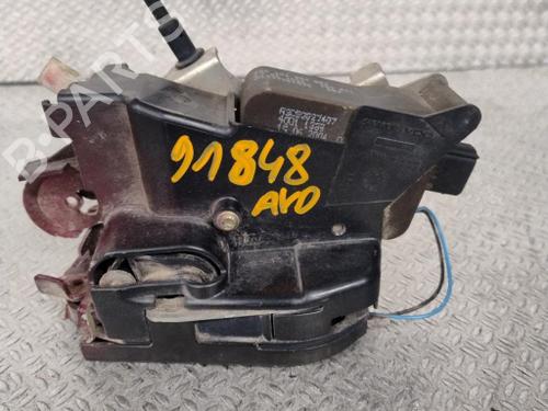 Used Front right lock Front right lock MERCEDES-BENZ VITO / MIXTO Van (W639) 111 CDI (639.601, 639.603, 639.605) (109 hp) 40553402 40553402