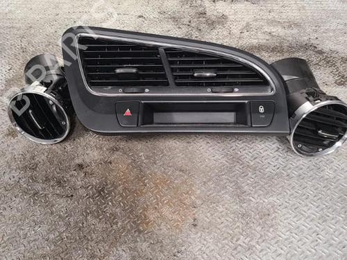 Used Support PEUGEOT 5008 (0U_, 0E_) 1.6 HDi (114 hp) 24139211