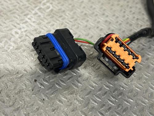 left-mirror-peugeot-508-i-8d_-2010-2011-2012-2013-2014-2015-2016-2017-2018-30139270 main image