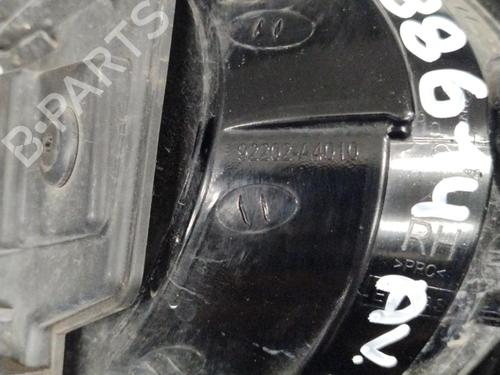 Used Right front fog light KIA CARENS IV 1.7 CRDi (116 hp) 28087654