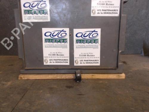 Used Left front window switch RENAULT KANGOO Express (FW0/1_) Z.E. (FW0Z, FW1Z) (60 hp) 24069511