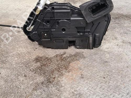 Used Front right lock VW POLO VI (AW1, BZ1, AE1) 1.6 TDI (80 hp) 24099111