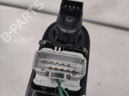 Used Switch Switch RENAULT CLIO III Grandtour (KR0/1_) 1.5 dCi (KR0F) (86 hp) 27245204 27245204