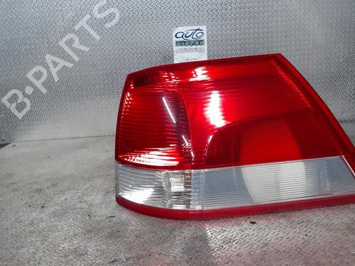 Used Right taillight Right taillight OPEL VECTRA C Estate (Z02) 2.2 DTI (F35) (125 hp) 24078935 24078935