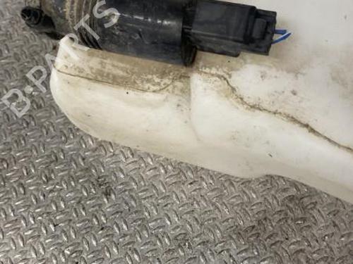 Used Windscreen washer tank FORD FIESTA VI (CB1, CCN) 1.5 TDCi (75 hp) 24101181